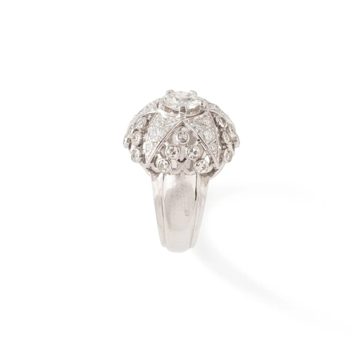 Bague Dôme étoile en or blanc, platine et diamants - Image 4