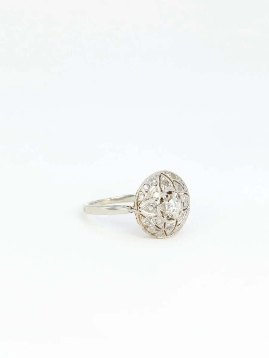 Bague dôme Belle Epoque en or et diamants - Image 3