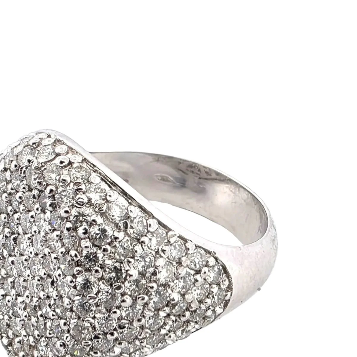 Bague Dôme en or blanc et diamants - Image 6