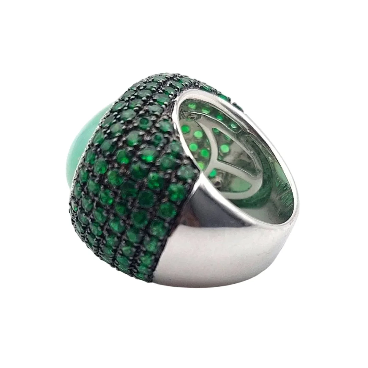 Bague Dôme en or blanc, quartz, grenats et diamants - Image 3