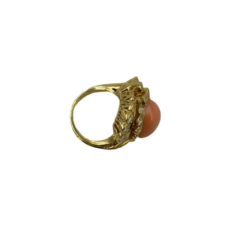 Bague Dôme en or jaune, corail et diamants - Image 5