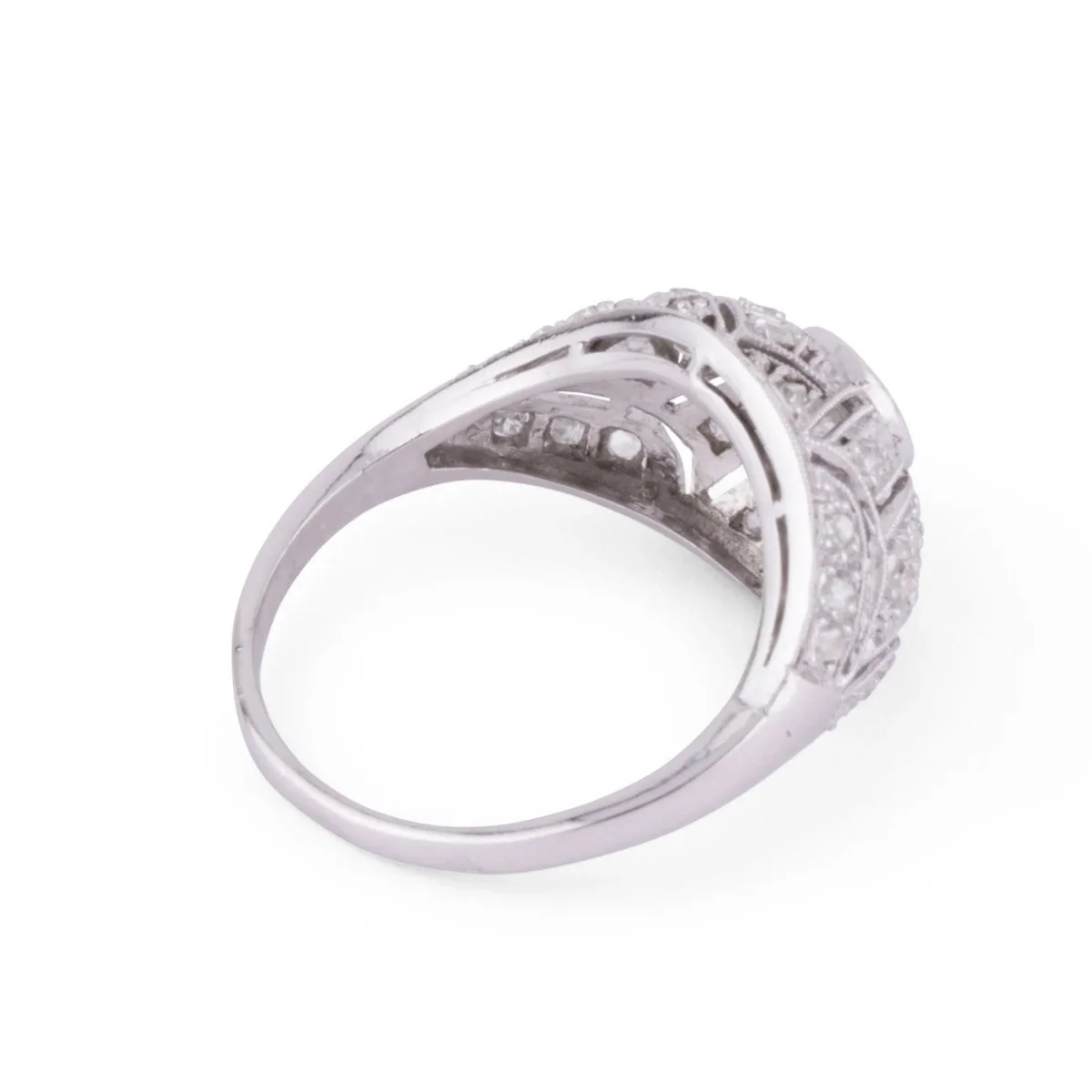 Bague dôme en platine et diamant - Image 4