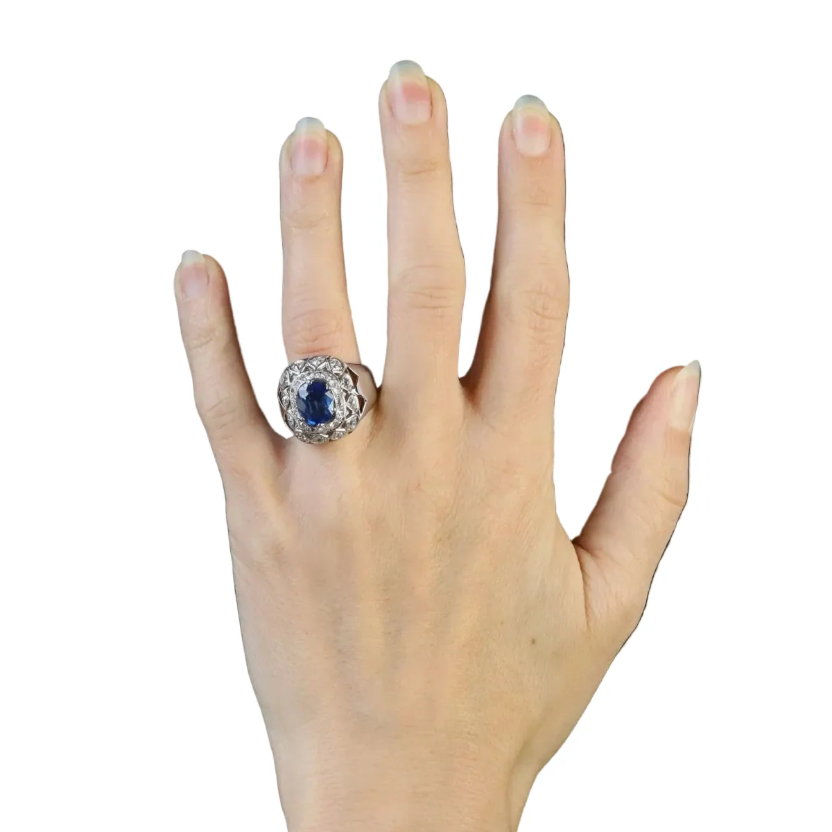 Bague Dôme en or blanc, platine, saphir et diamants - Image 2