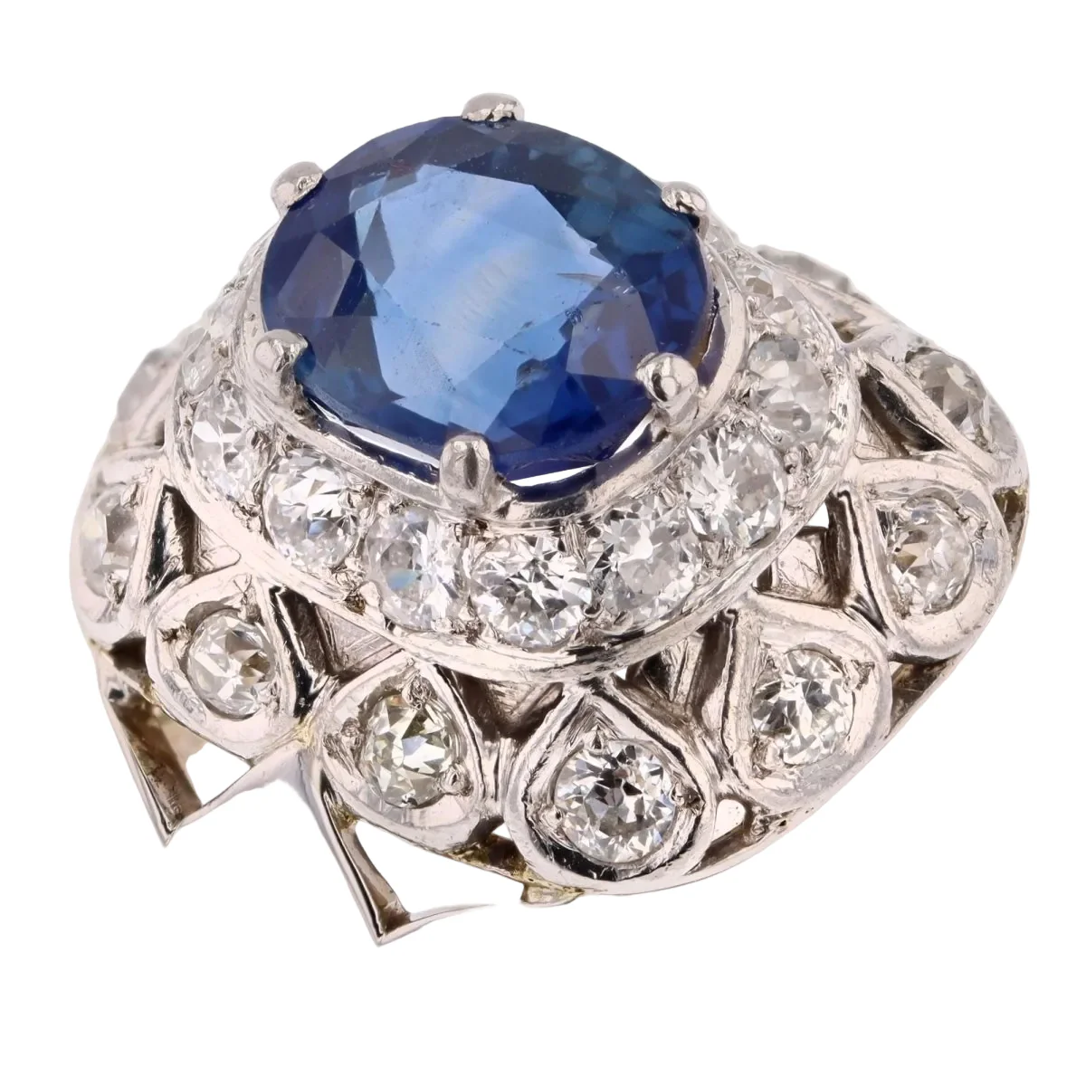 Bague Dôme en or blanc, platine, saphir et diamants - Image 7