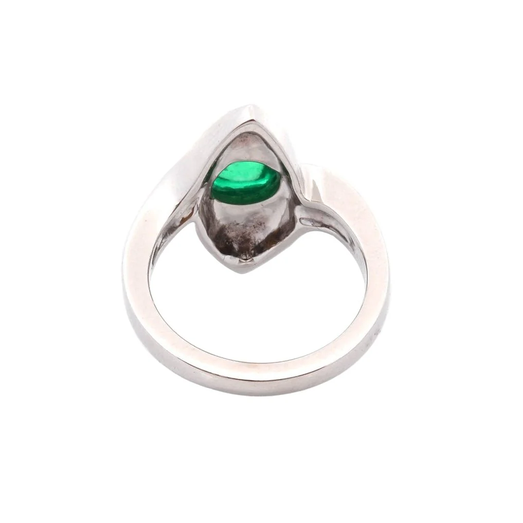Bague Marquise en or blanc, platine et émeraude - Image 3