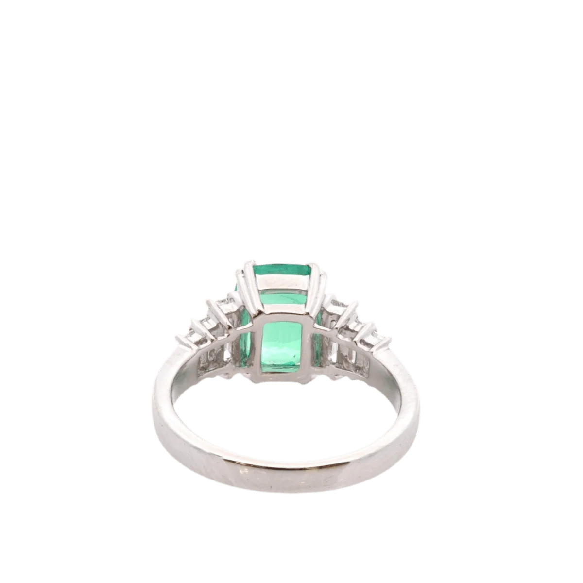 Bague Entourage en platine, émeraude et diamants - Image 3