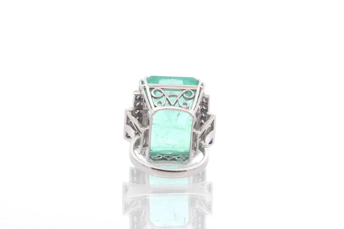 Bague émeraude et diamants en platine - Image 5