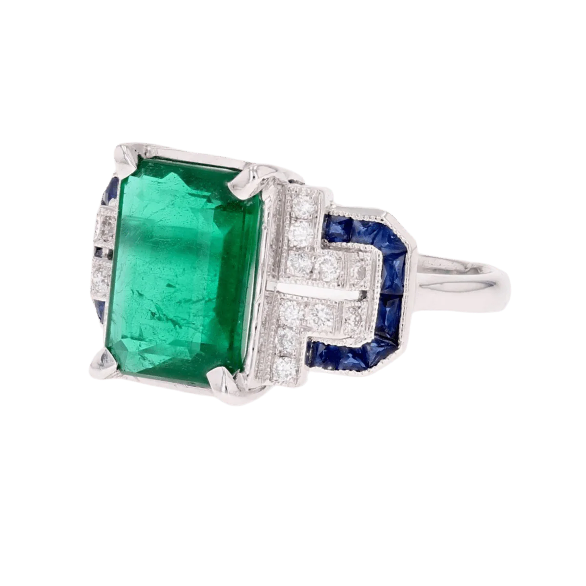 Bague Entourage en or blanc, émeraude, saphirs et diamants - Image 3
