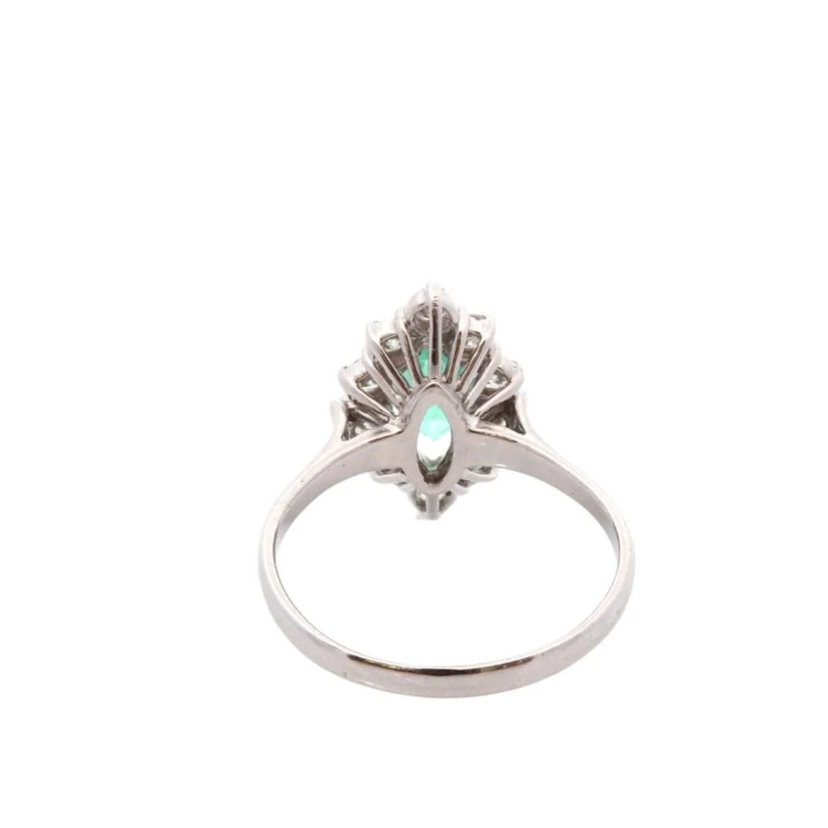 Bague Marquise en or blanc, émeraude et diamants - Image 5