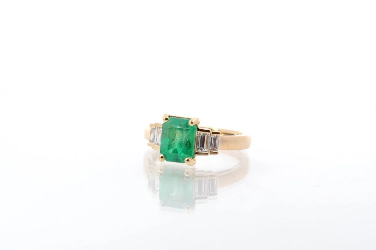 Bague émeraude et diamants en or jaune - Image 3