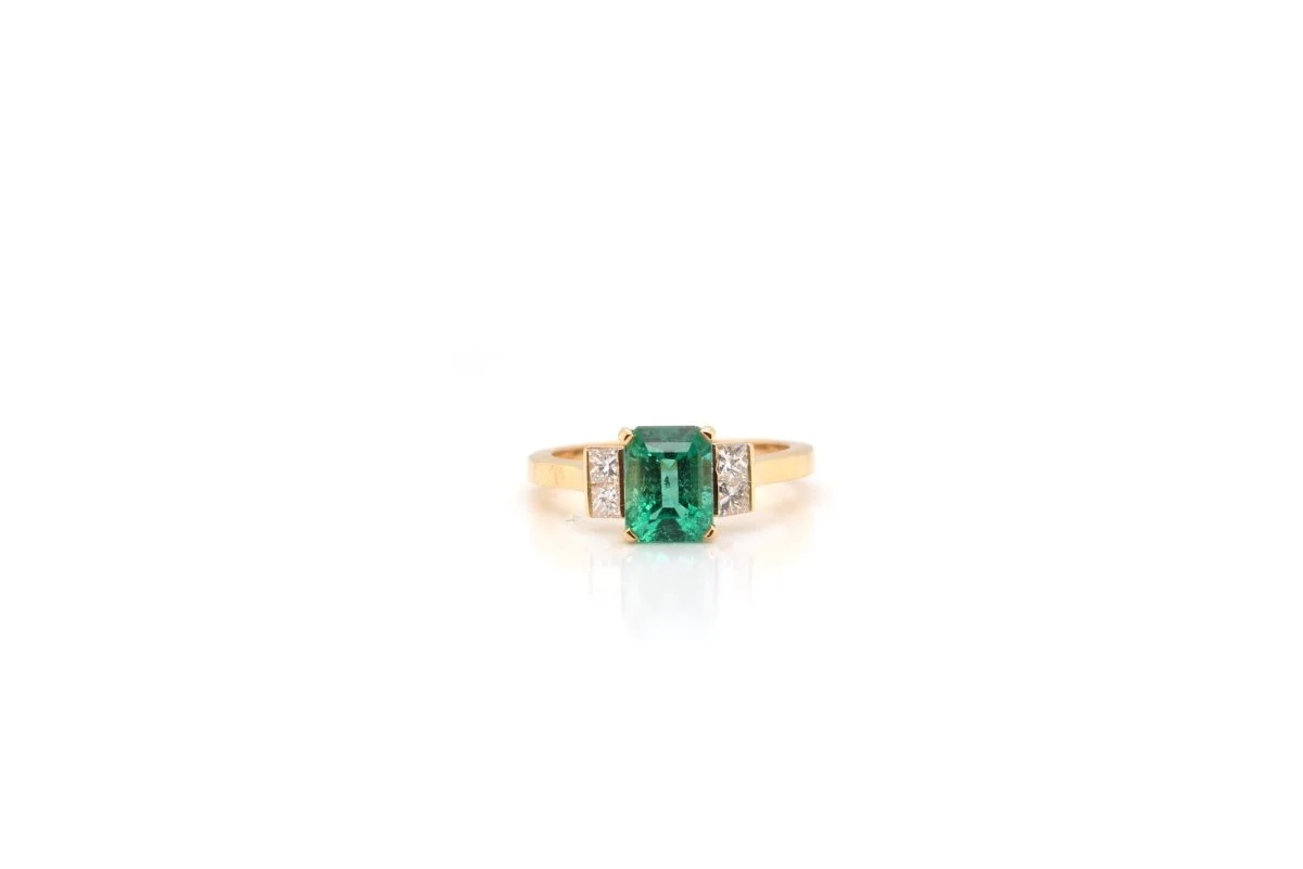 Bague émeraude et diamants princesses - Image 2