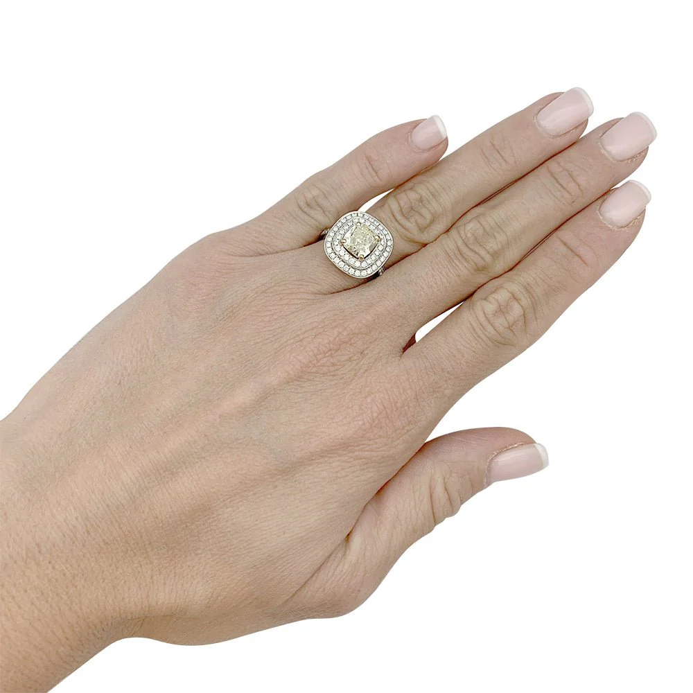 Bague en or blanc à entourage, centre diamant jaune 2,01 carats - Image 10