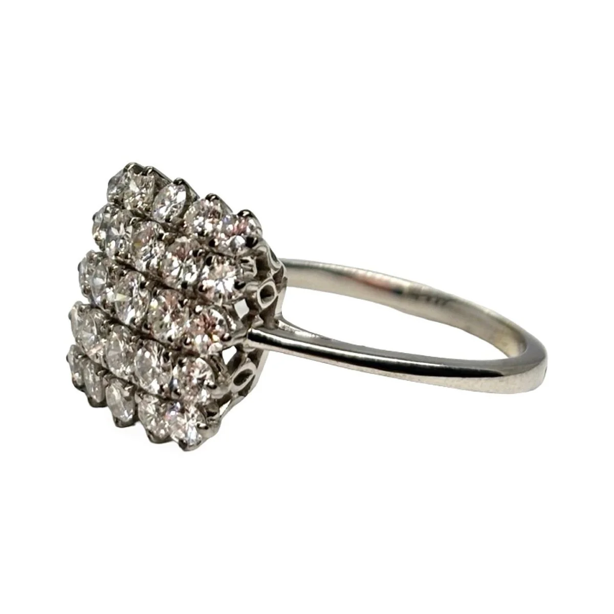 Bague Pavée en or blanc et diamants - Image 3