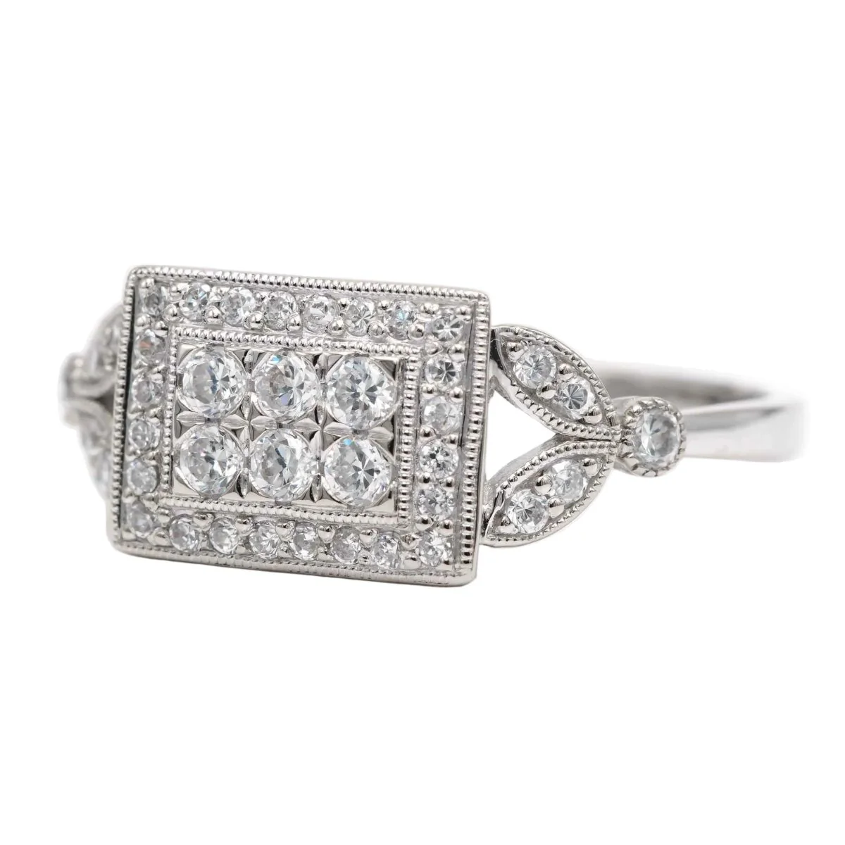 Bague Pavée en or blanc et zirconiums - Image 2
