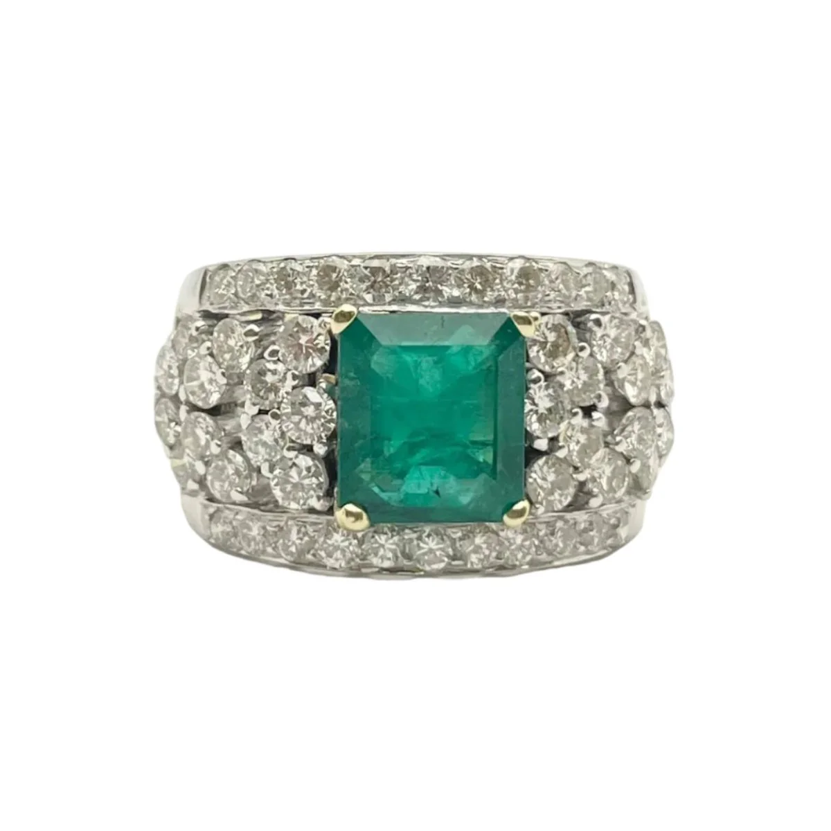 Bague en or blanc, or jaune, émeraude et diamants
