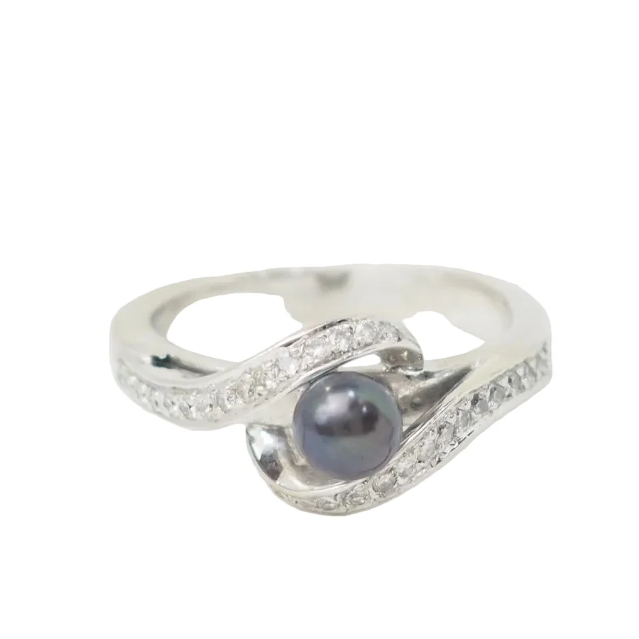 Bague Toi & Moi en or blanc, perle et diamants