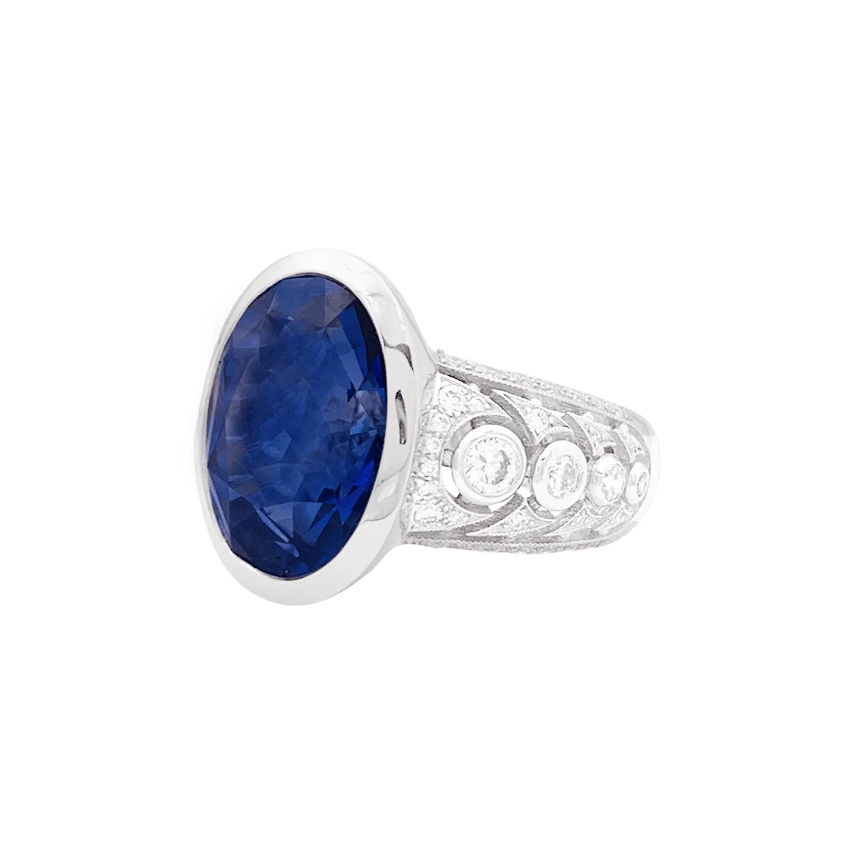 Bague en or blanc, saphir et diamants - Image 3
