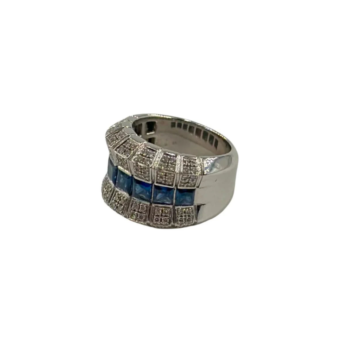 Bague en or blanc, saphirs et diamants - Image 2