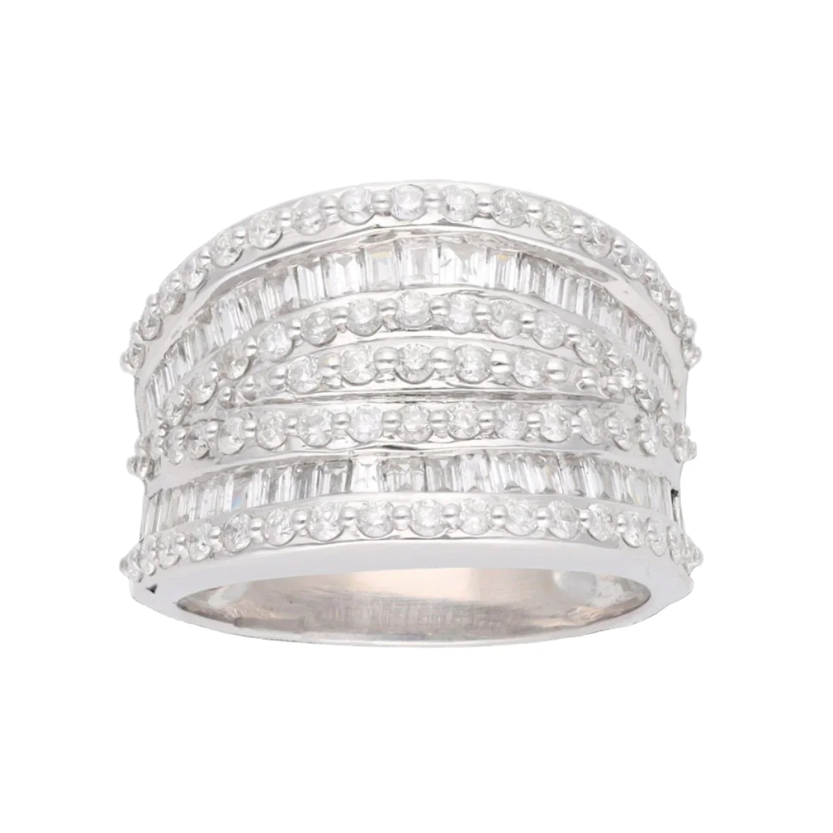 Bague en or blanc et diamants