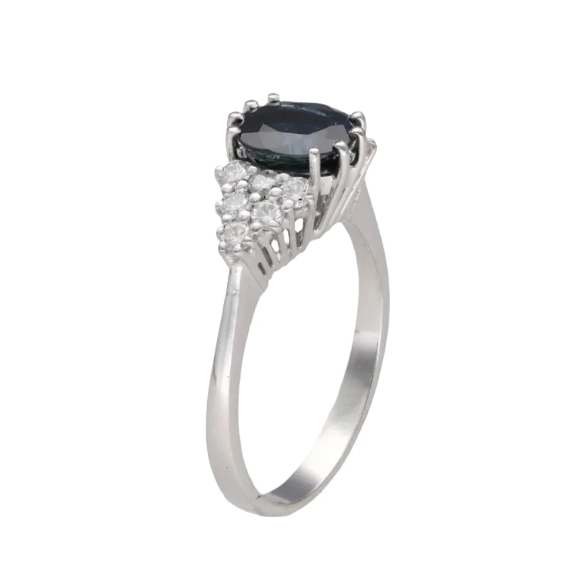 Bague en or blanc, saphir et diamants - Image 3