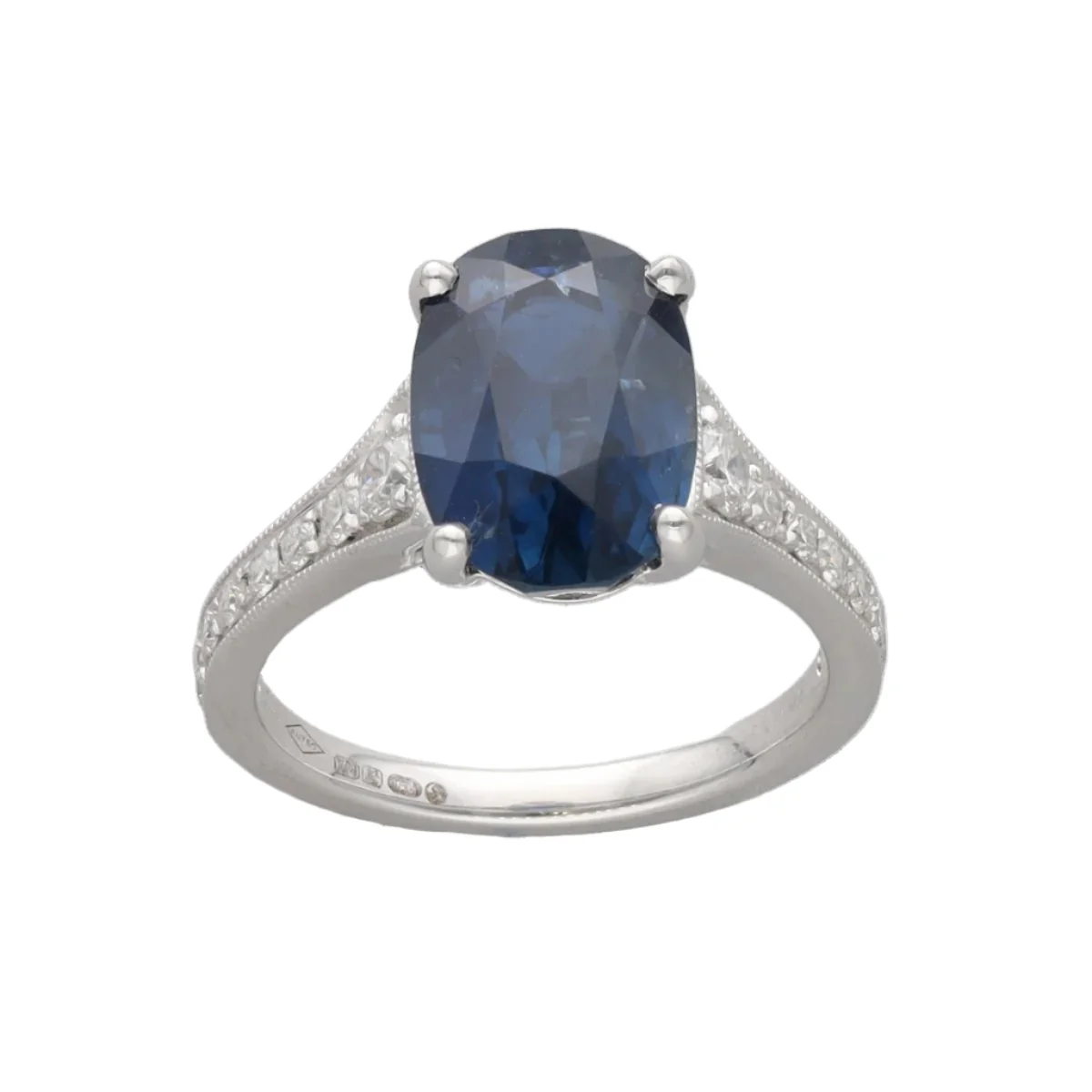 Bague en or gris, saphir et diamants - Image 4