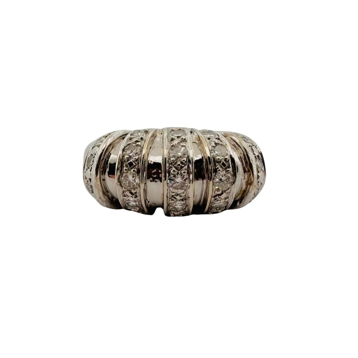 Bague en or blanc et diamants