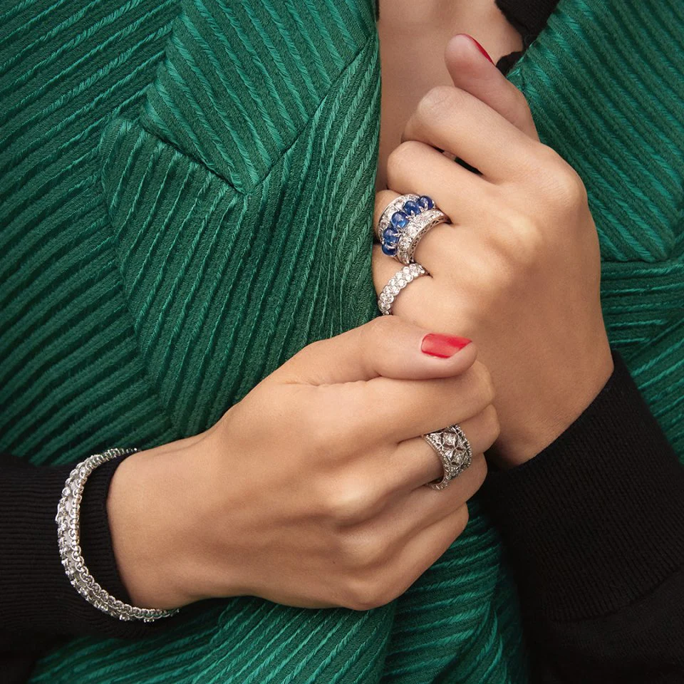 Bague CARTIER "Broderie" en or blanc et diamants - Image 6