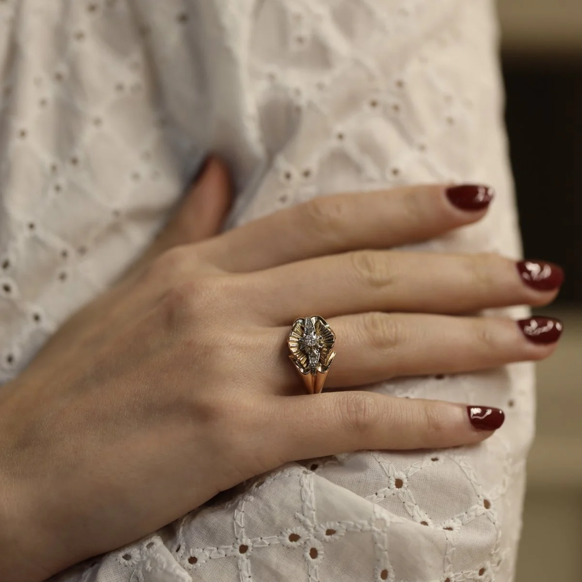 Bague en or jaune, platine et diamants - Image 2