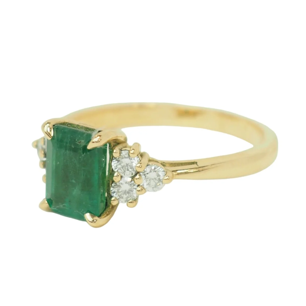Bague en or jaune, émeraude et diamants - Image 3