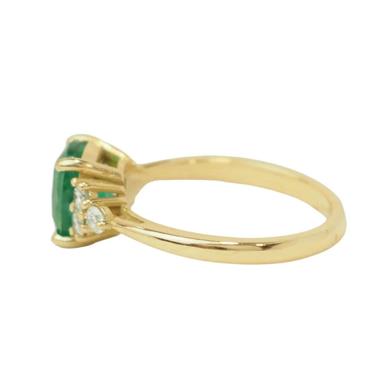 Bague en or jaune, émeraude et diamants - Image 4