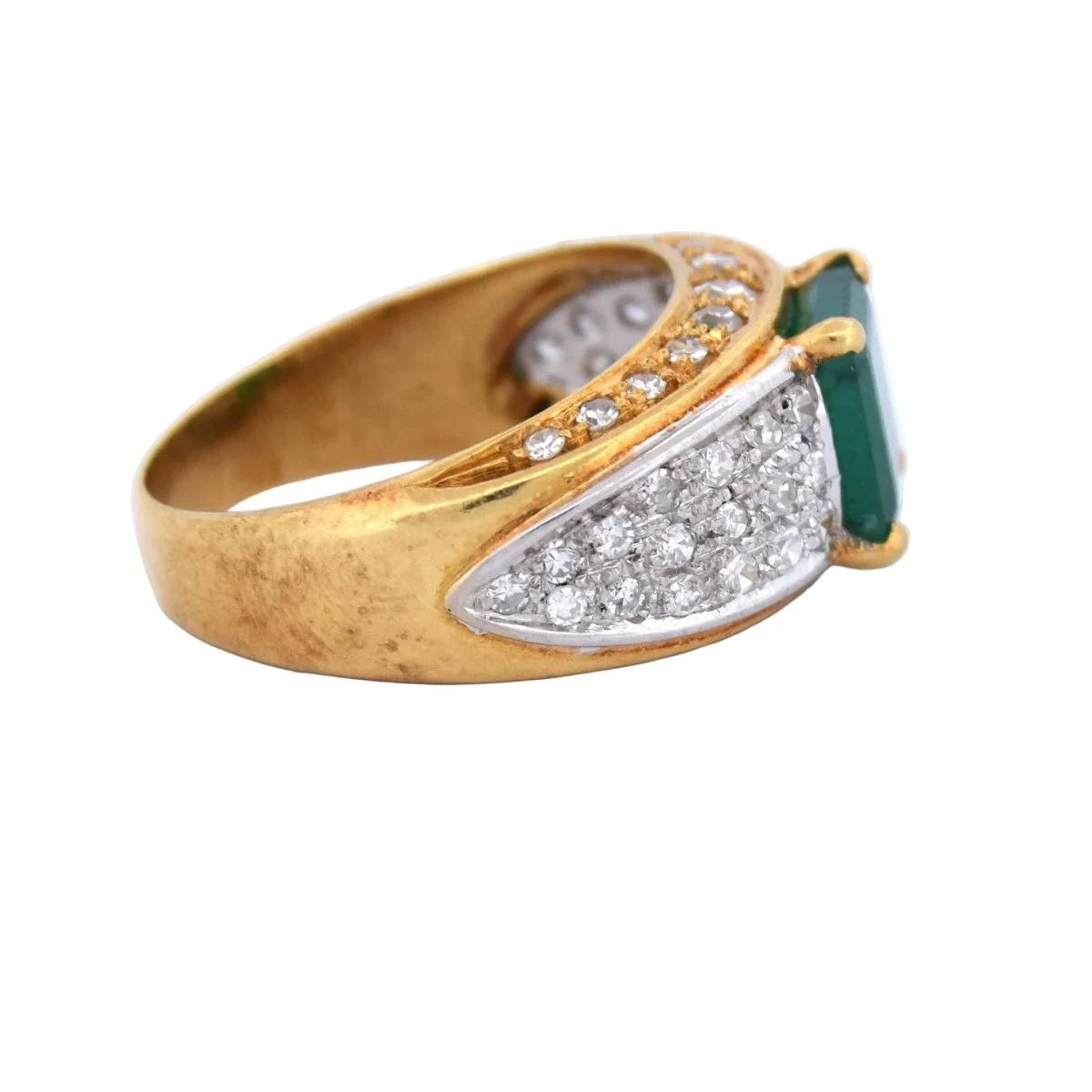 Bague Chevalière en or jaune, émeraude et diamants - Image 3