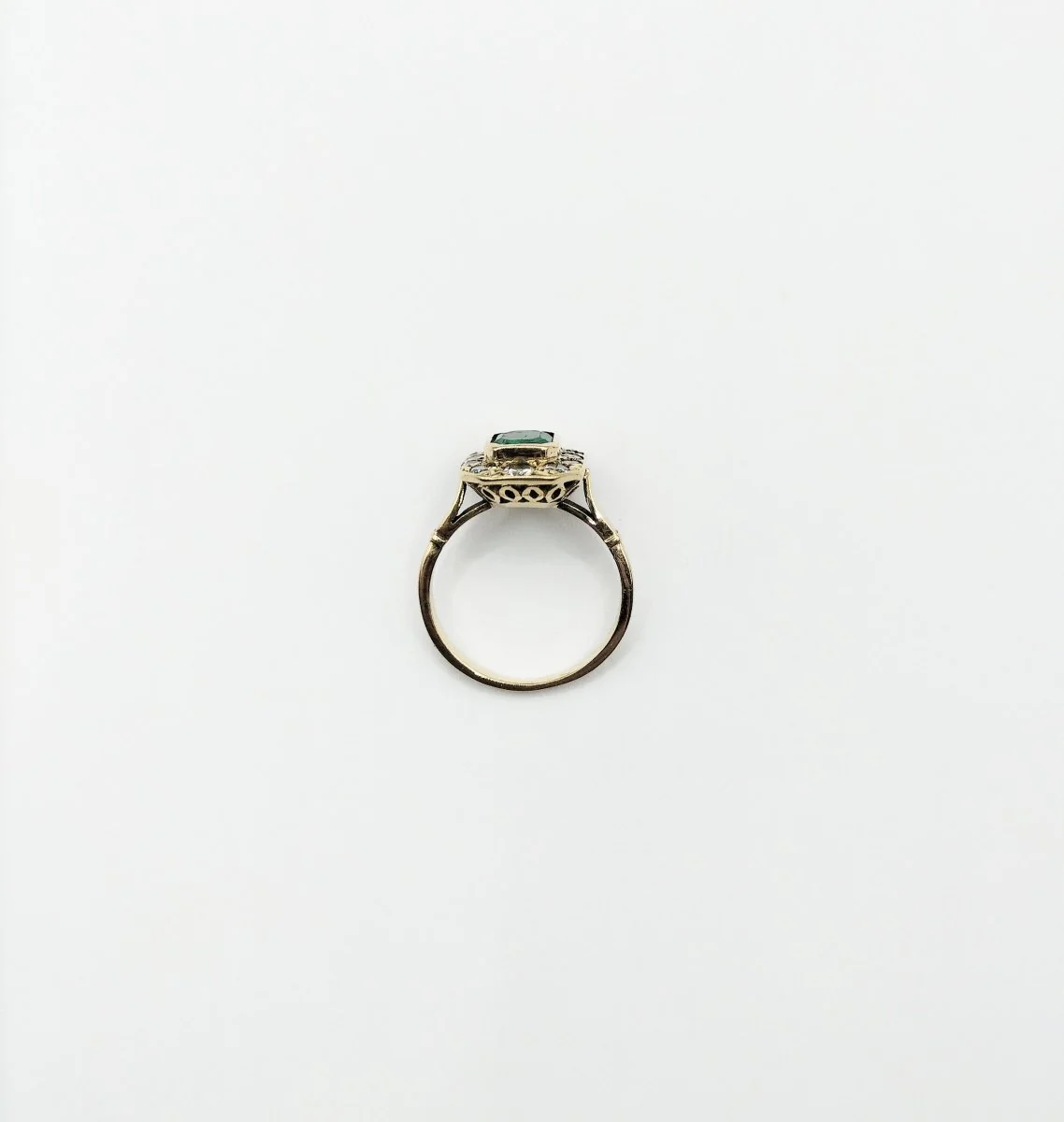 Bague en or jaune, émeraude et diamants - Image 5