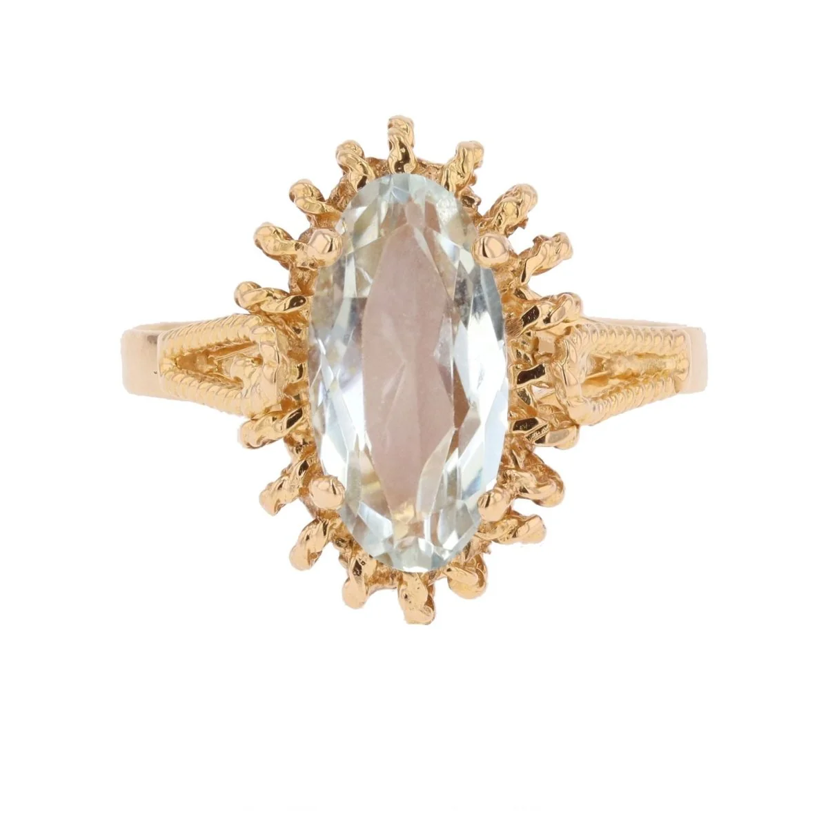 Bague en or jaune et aigue-marine