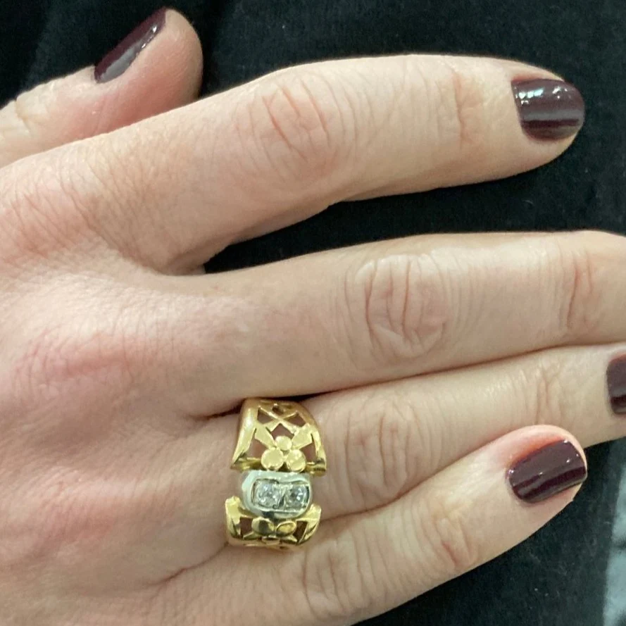 Bague ajourée en or jaune et diamants - Image 2