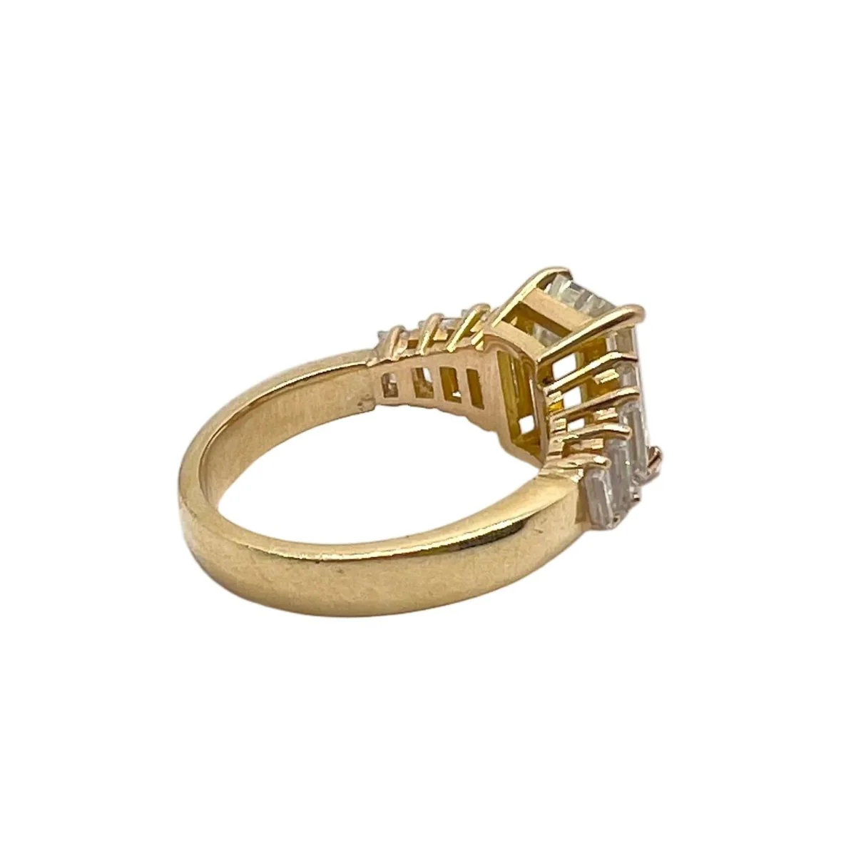 Bague en or jaune et diamants - Image 5