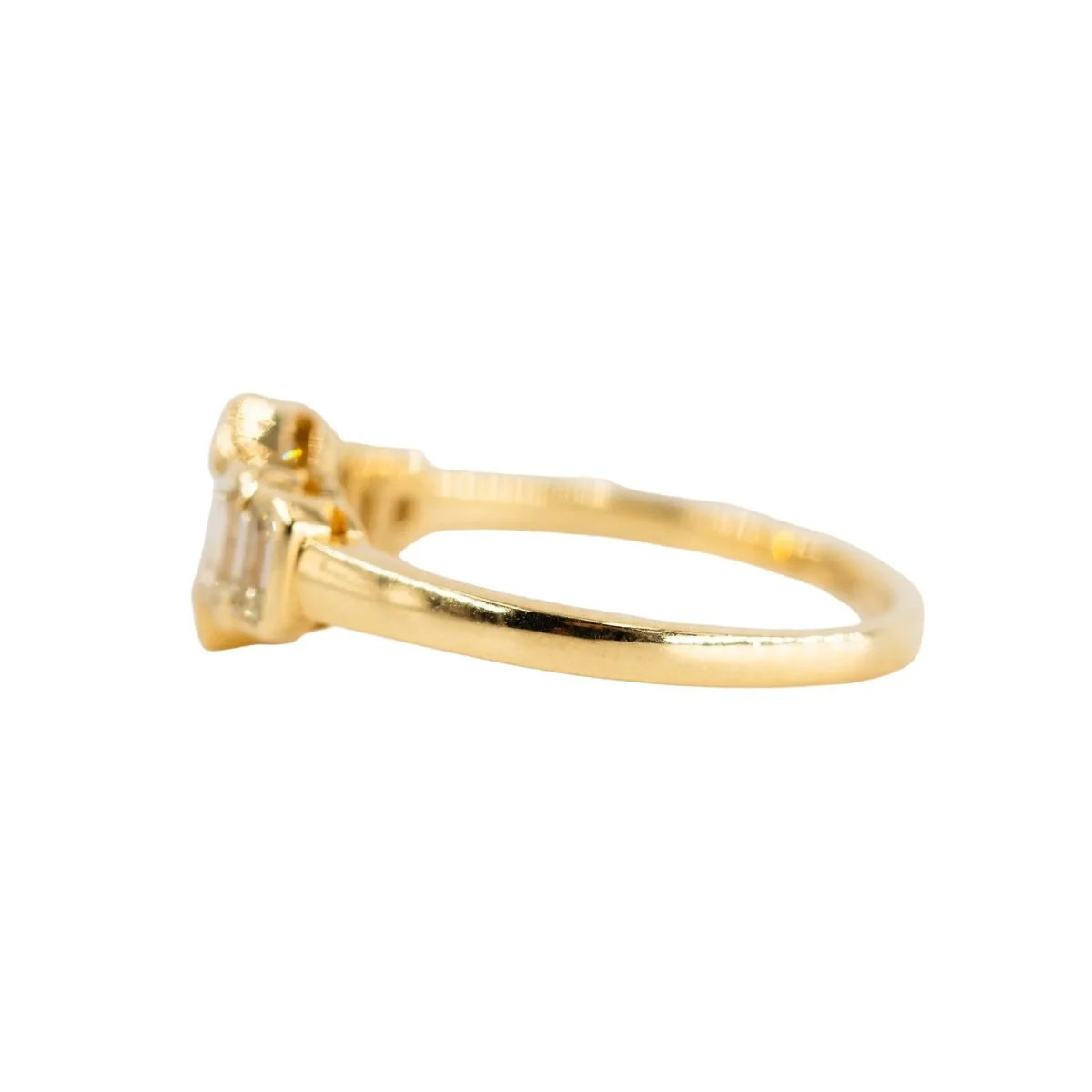 Bague en or jaune et diamants - Image 3