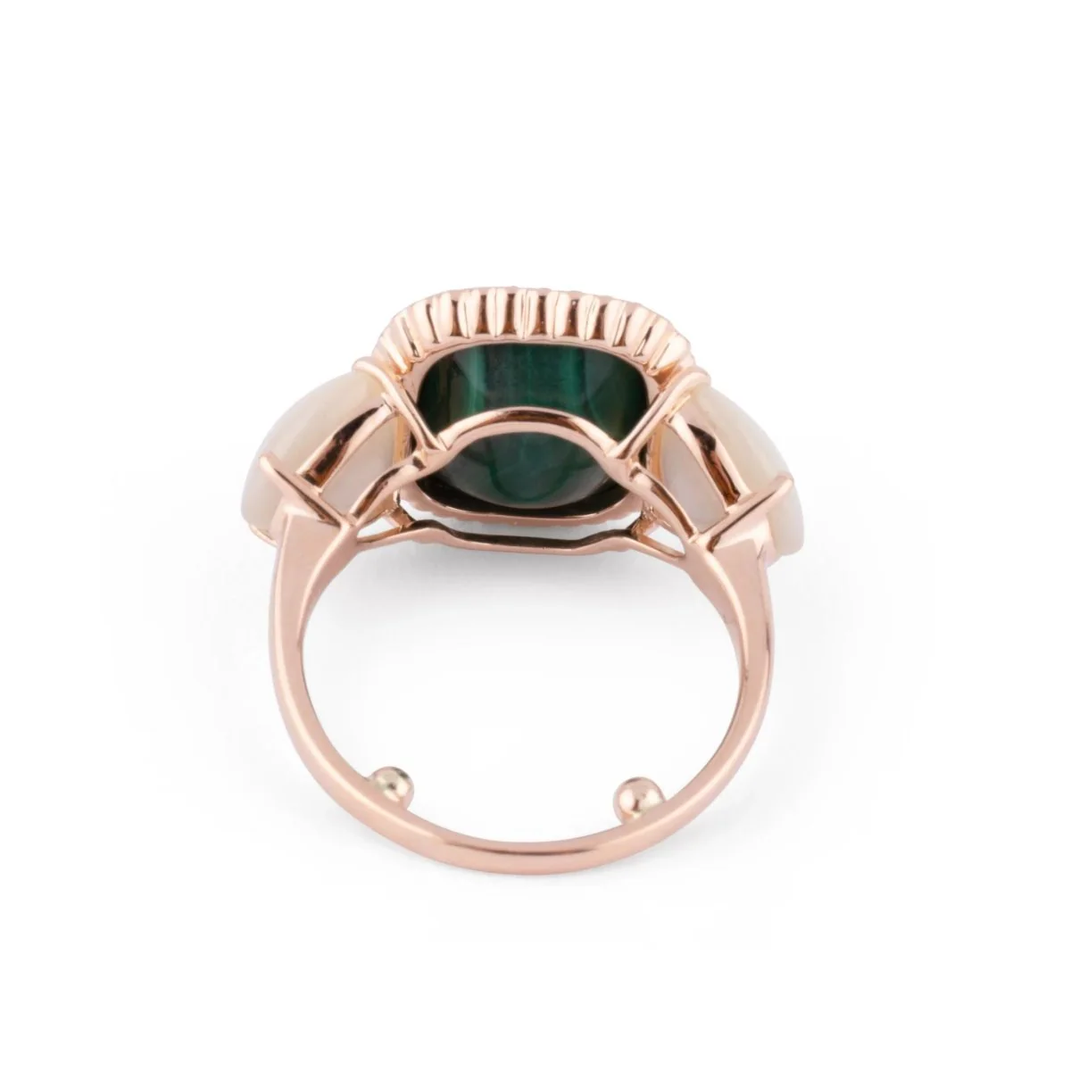 Bague en or jaune malachite,nacre et diamants - Image 3