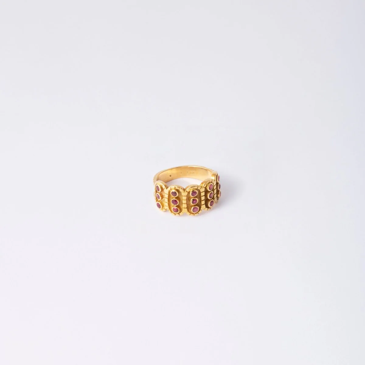 Bague en or jaune martelé - Image 2