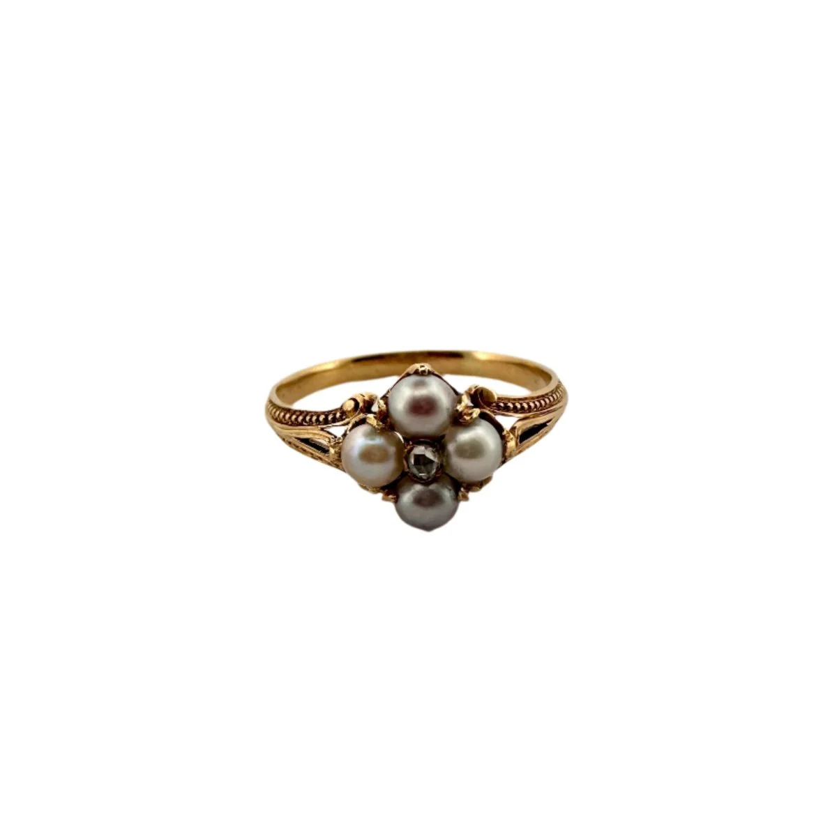 Bague en or jaune, perles et diamant