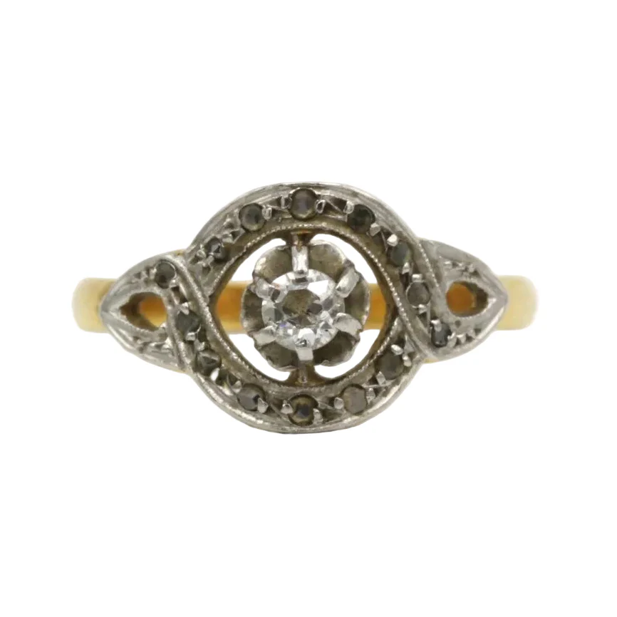 Bague Entourage en or jaune, platine et diamants