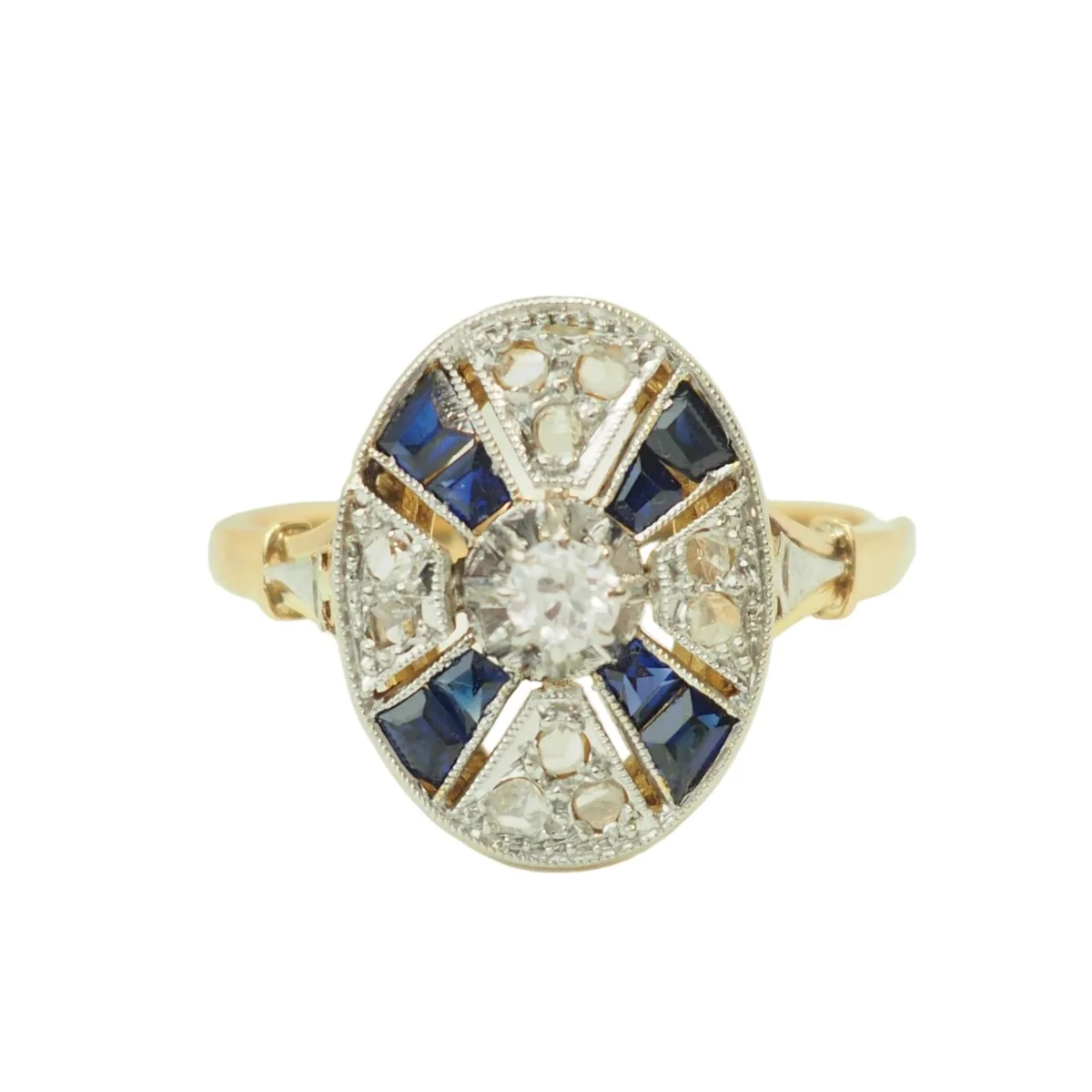 Bague en or jaune, platine, saphirs et diamants
