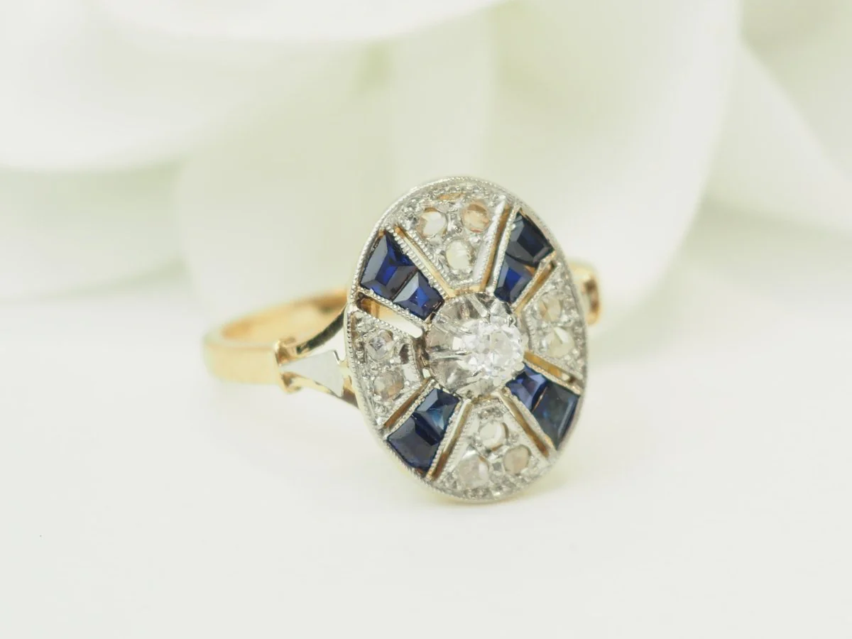 Bague en or jaune, platine, saphirs et diamants - Image 6