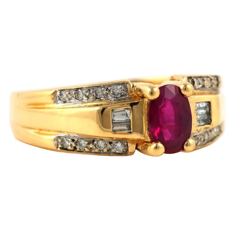 Bague en or jaune, rubis et diamants - Image 6
