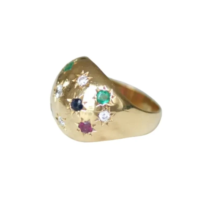 Bague Dôme en or jaune, saphirs, émeraudes, rubis et diamants - Image 3