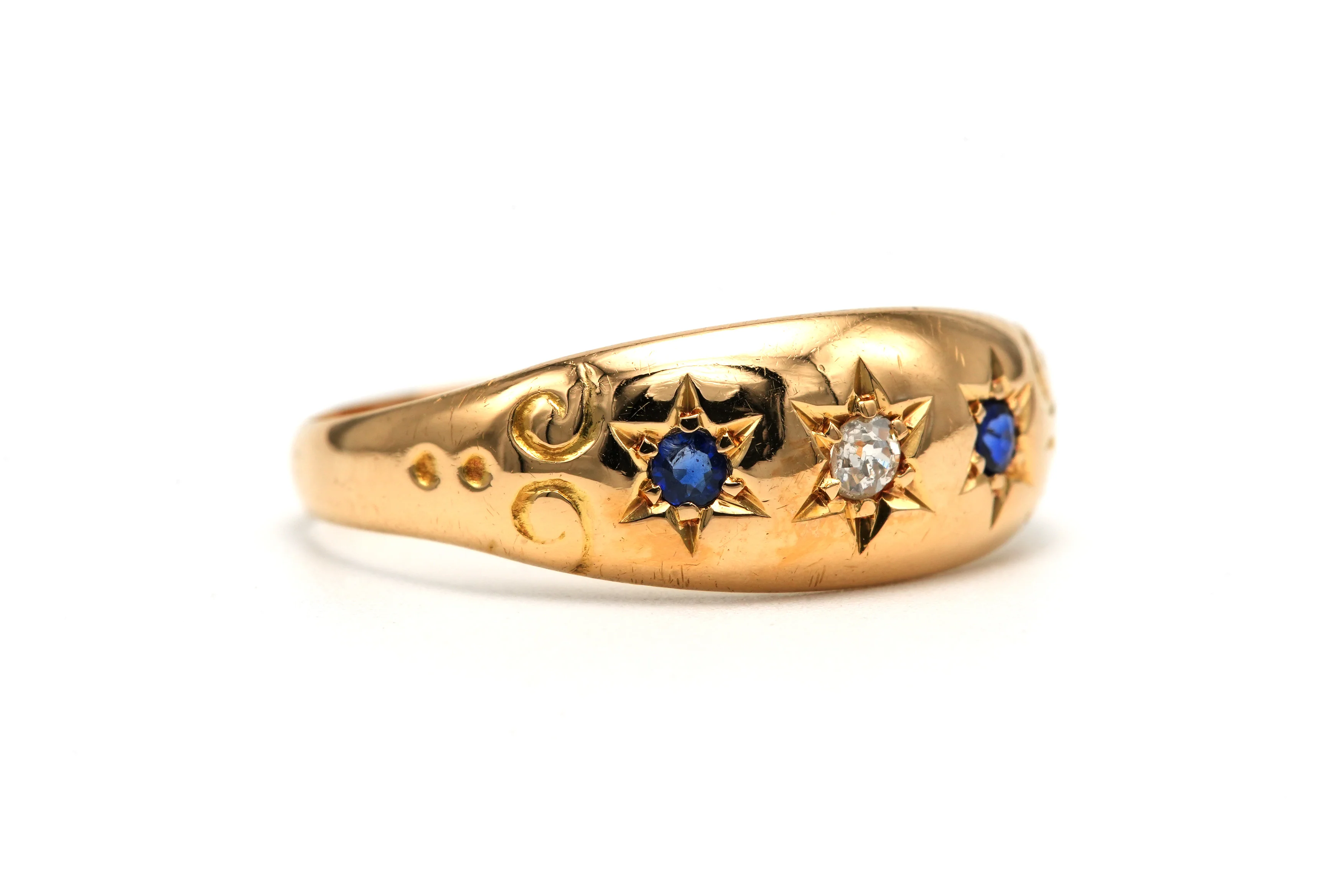 Bague en or jaune, saphirs et diamants - Image 6