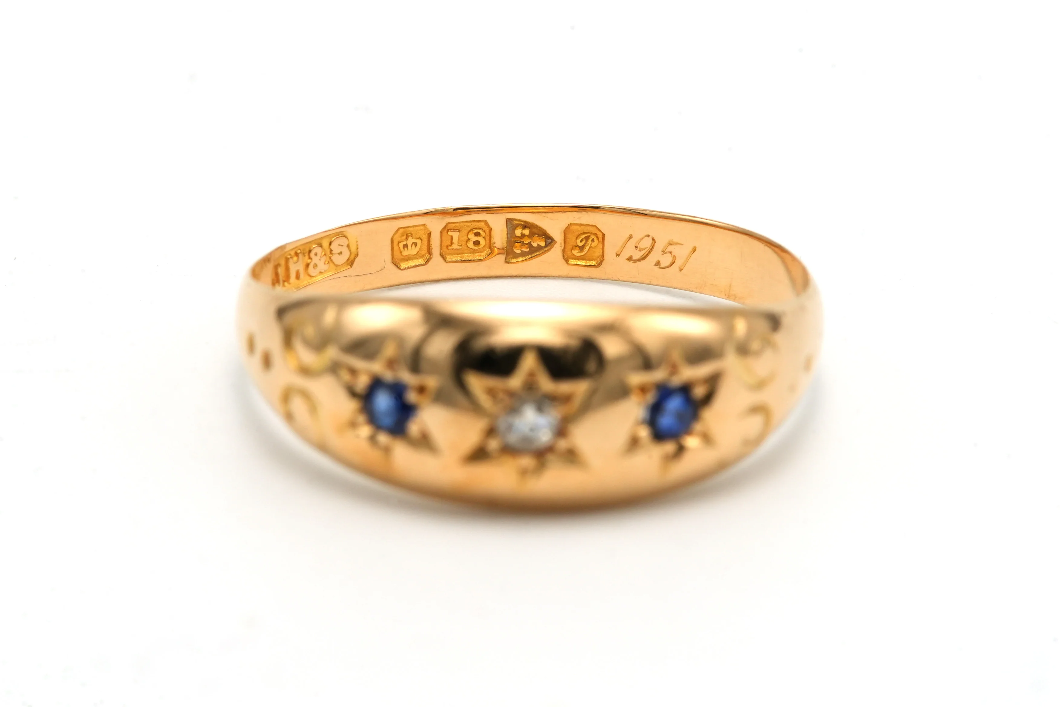 Bague en or jaune, saphirs et diamants - Image 7