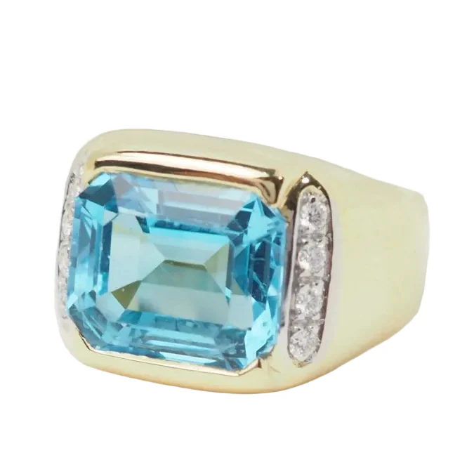 Bague Chevalière en or jaune, topaze et diamants - Image 3