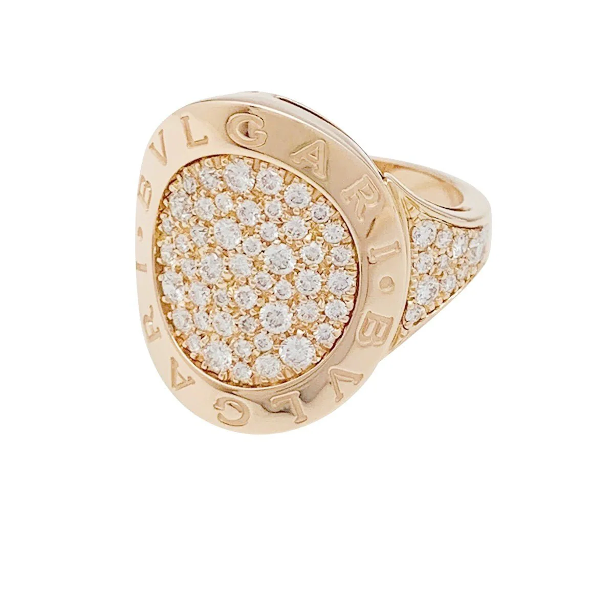 Bague BULGARI modèle "Bulgari Bulgari", en or rose et diamants - Image 2
