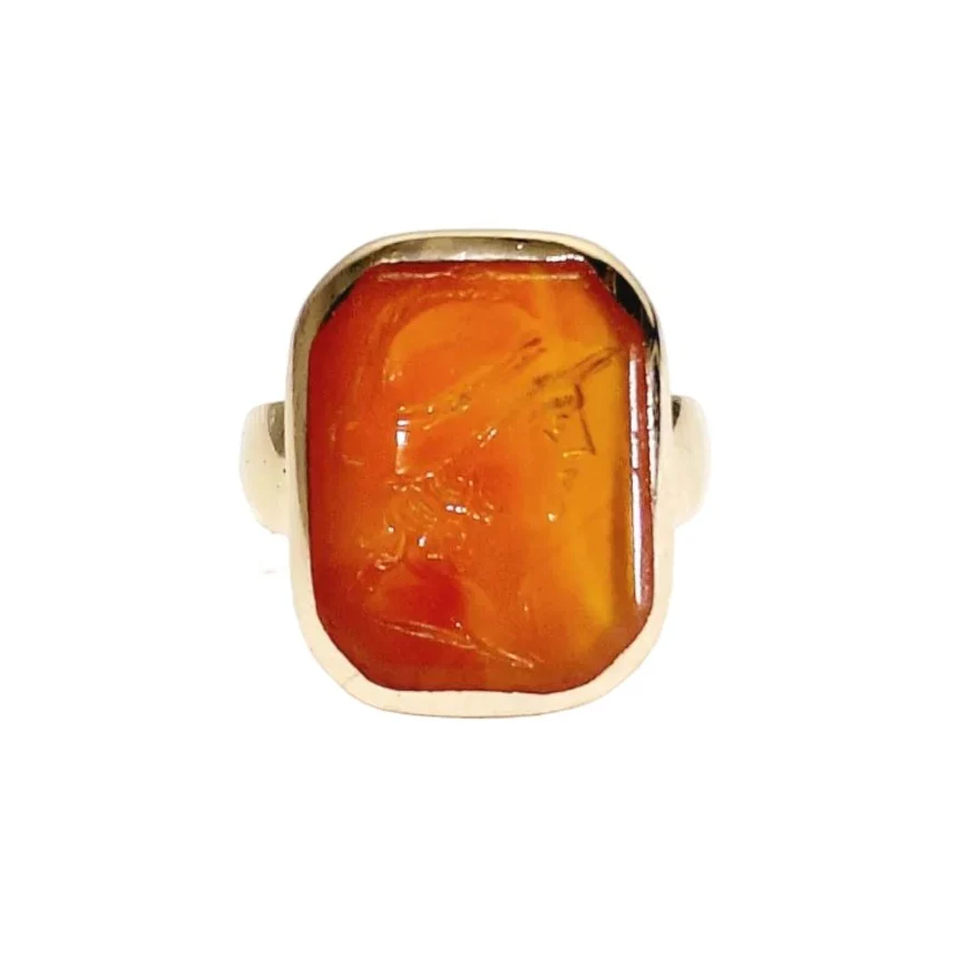 Bague en or rose et cornaline