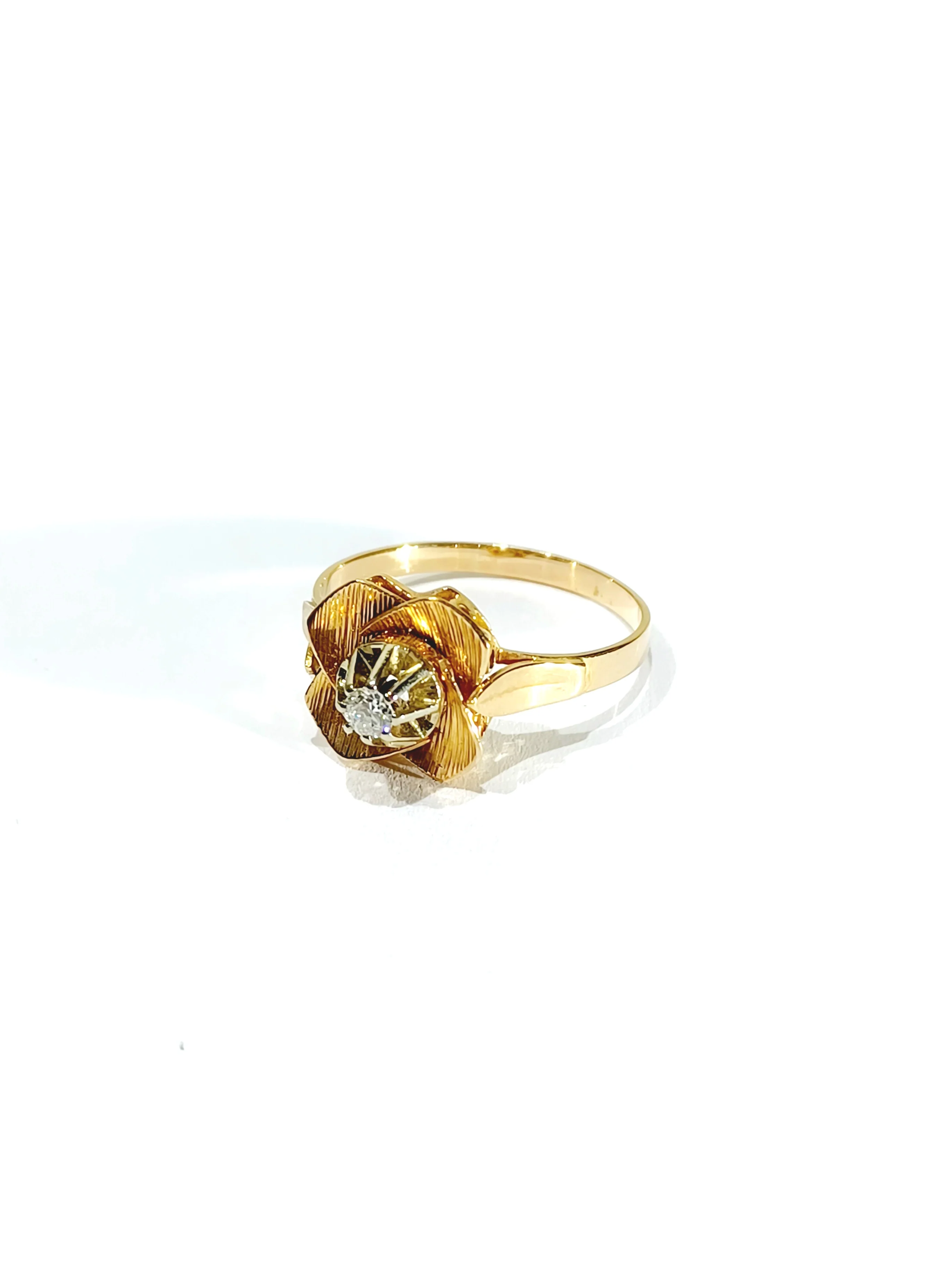 Bague en or rose et diamants - Image 7
